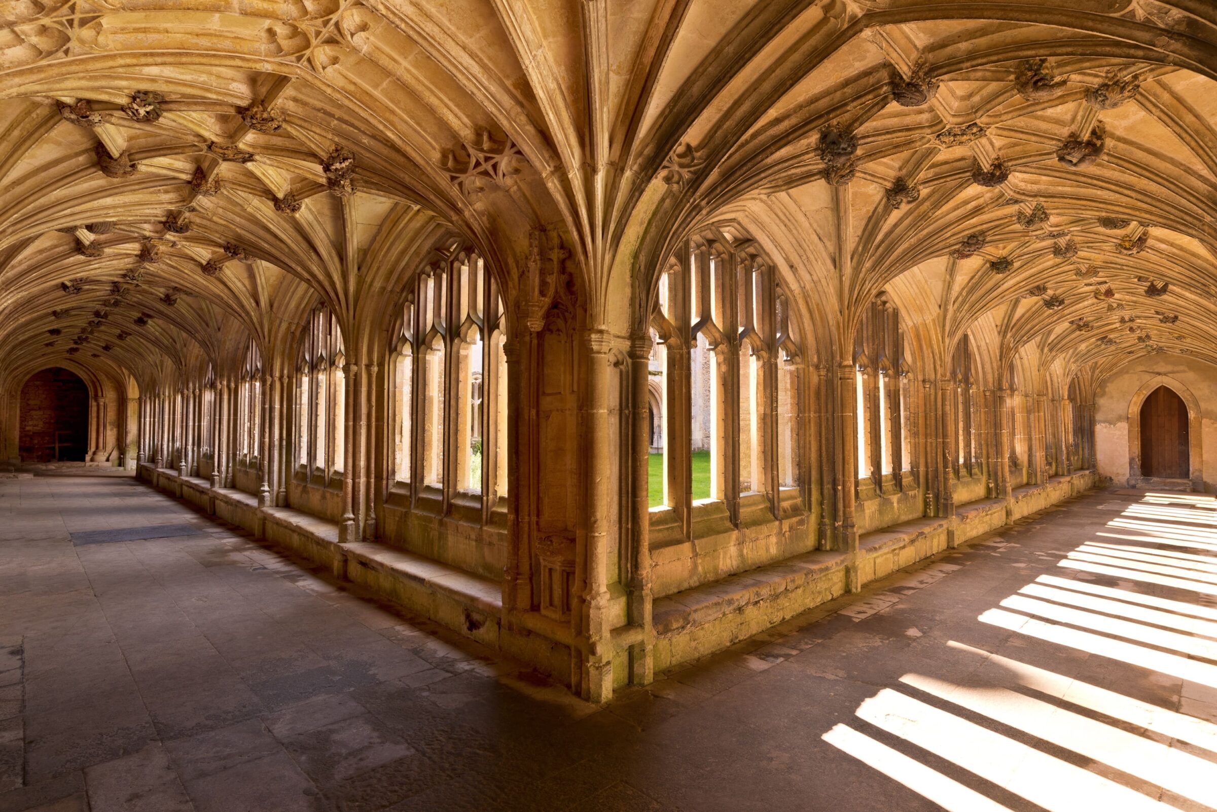 Lacock Abbey - Harry Potter Chamber of Secrets scene